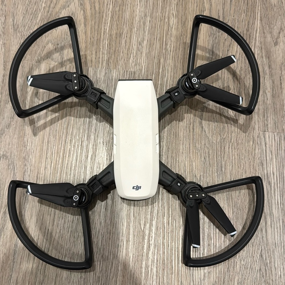DJI Spark Camera Drone - Alpine White